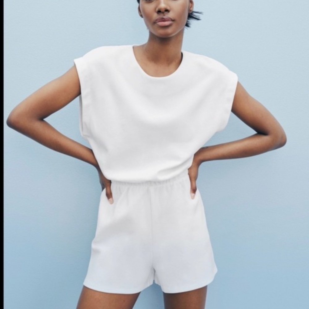Zara Romper! 🤍